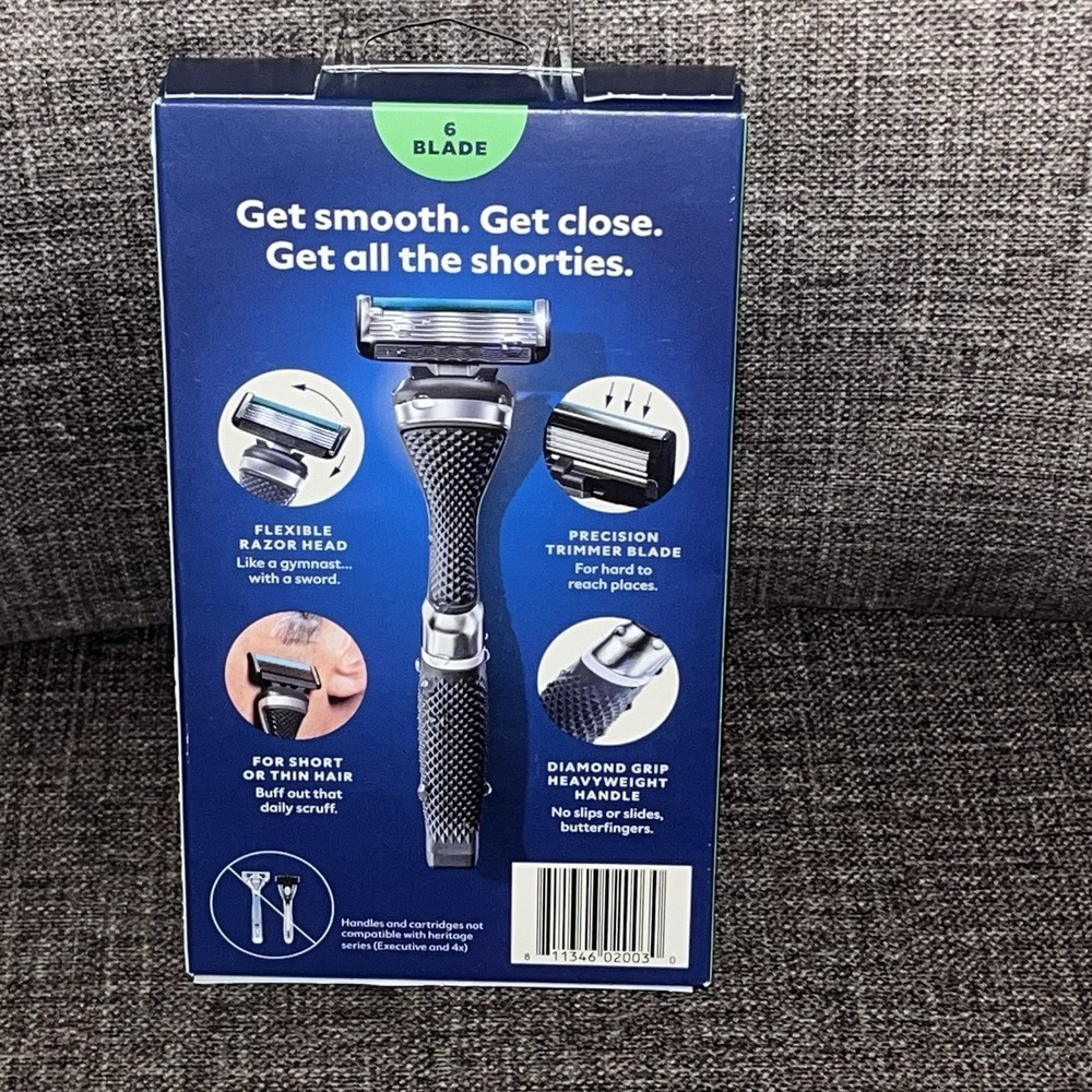 Dollar Shave Club Razor Handle + 2 Cartridges Razor Refills - Picture 2 of 4